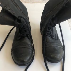 Steve Madden Troopa combat boots